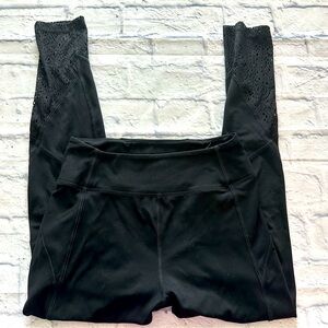PINK Sport Leggings S | Black Buttery Soft High Waist 7/8 Lace Detail